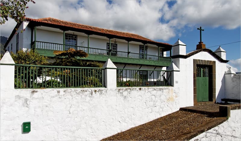 La Palma Wandern Gebäude in Buenavista